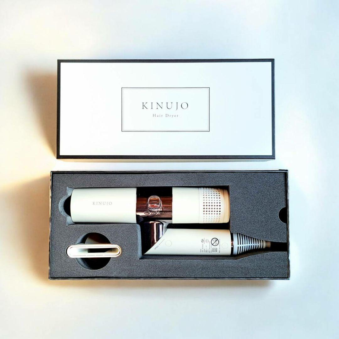 新品未使用　KINUJO 絹女 ヘアードライヤー ドライヤー