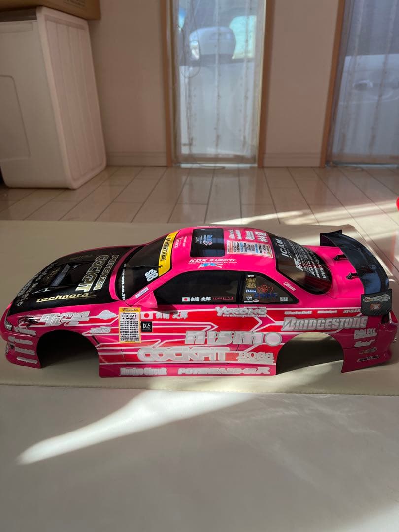 ヨコモ S14ドリフトカー ピンクボディー