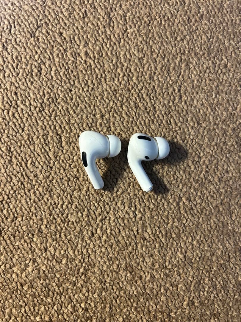 【値下げしました】AirPods Pro 第1世代 ワイヤレスイヤホン