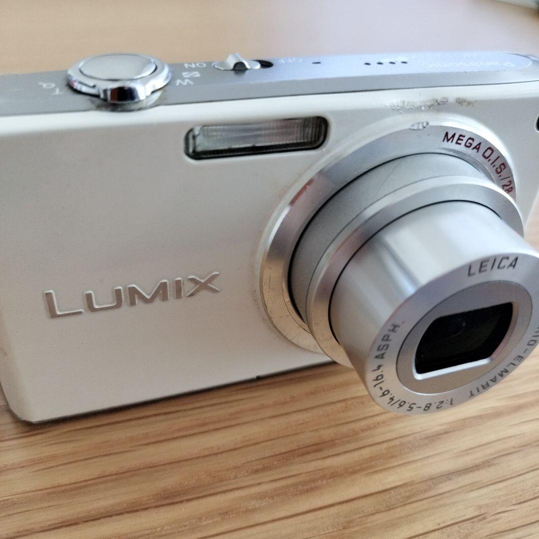 Panasonic DMC-FX33 コンパクトデジタルカメラ　ホワイト
