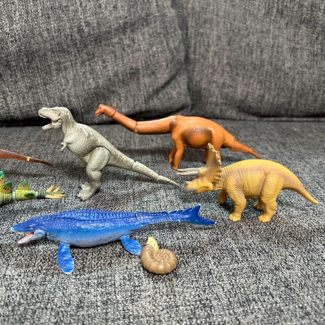 アニア等　フィギュアなど大量まとめ売り