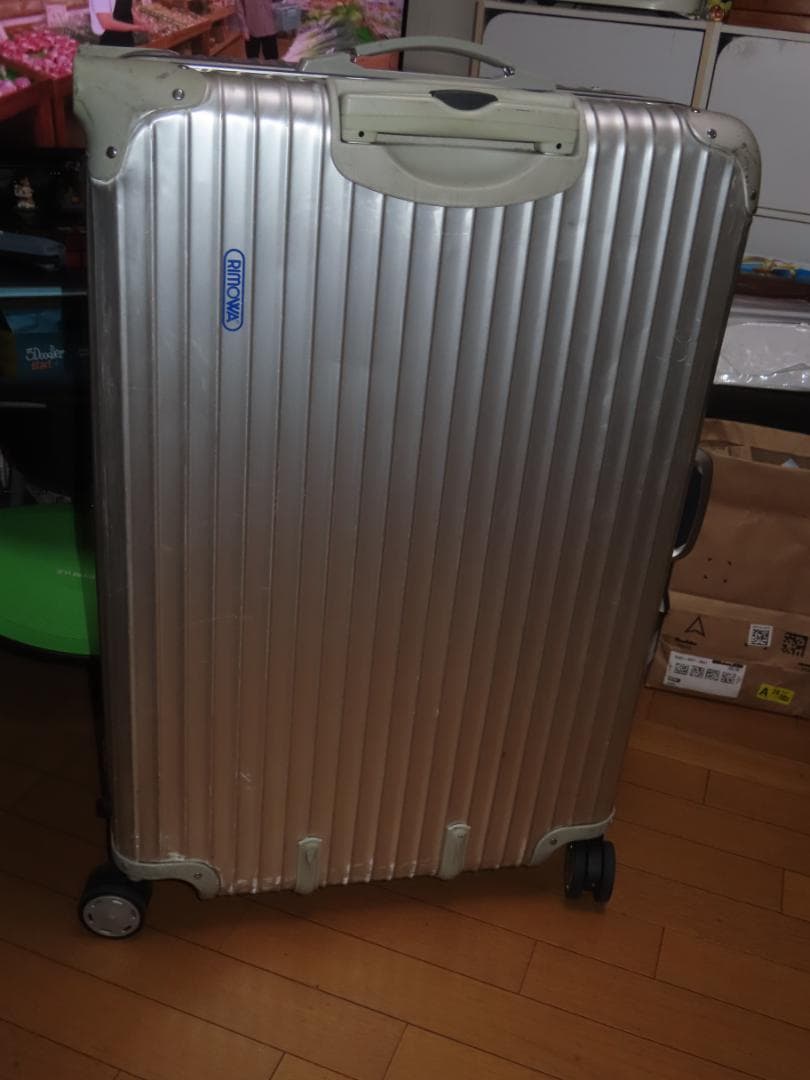 青ロゴ　RIMOWA TOPAS 104L CABIN キャリーケース　リモワ