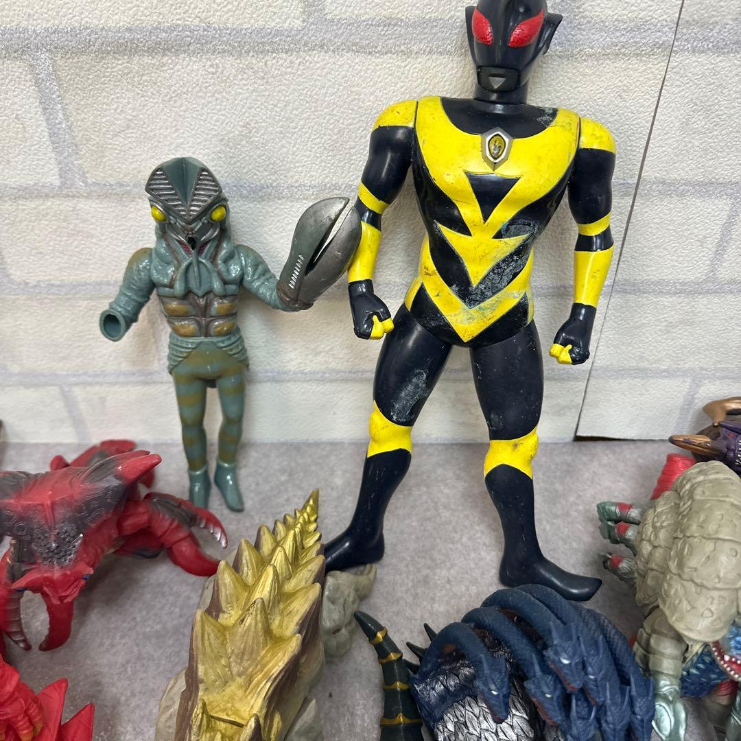 ウルトラマンシリーズ 怪獣 ソフビ おもちゃ 大量 まとめ 円谷プロ 約40体