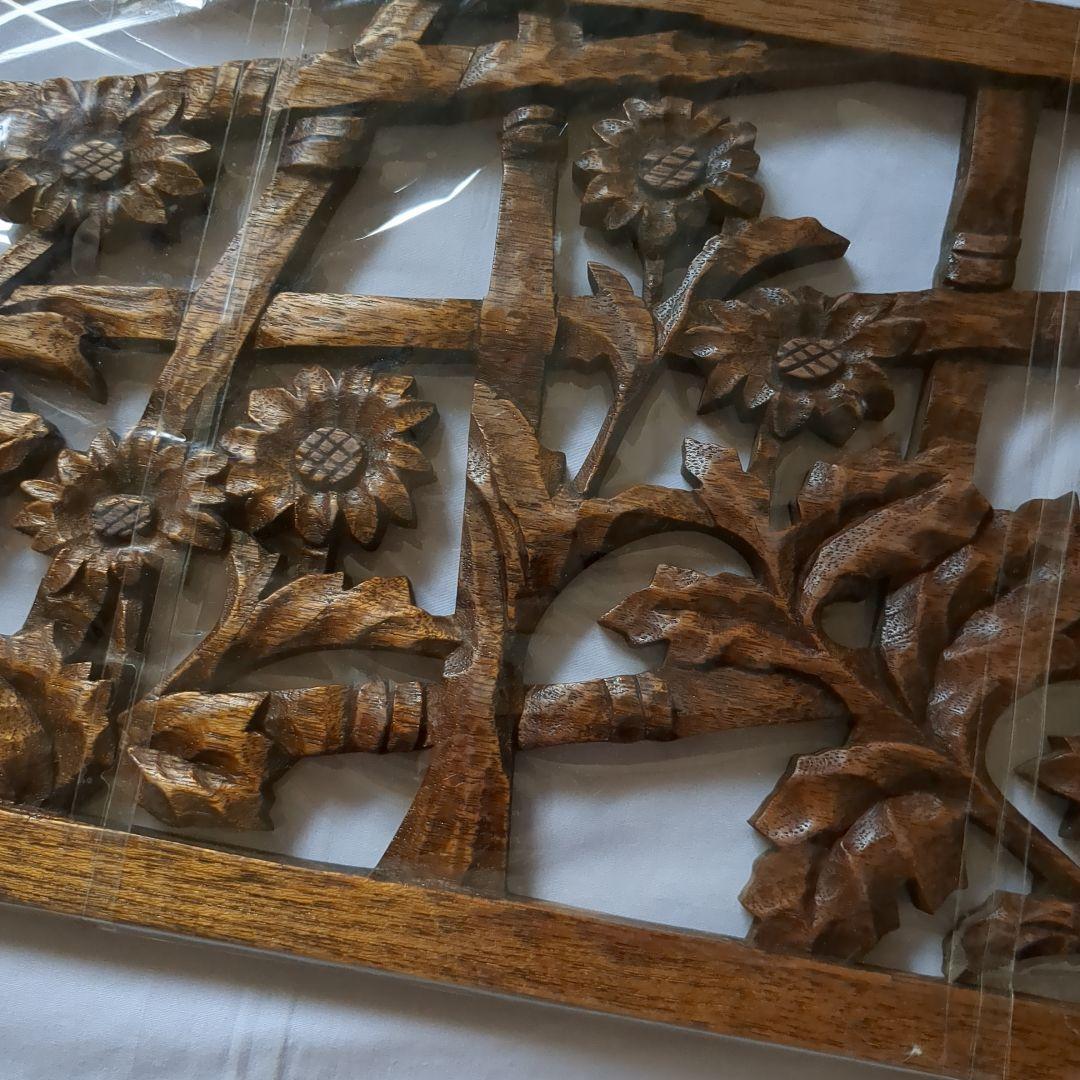 木彫りの板　1枚板透かし木彫り　欄間