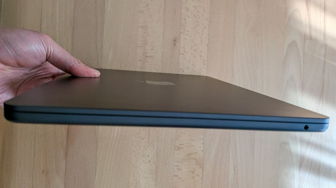 【ジャンク品】MacBookAir M4 (13インチ/16GB/256GB)