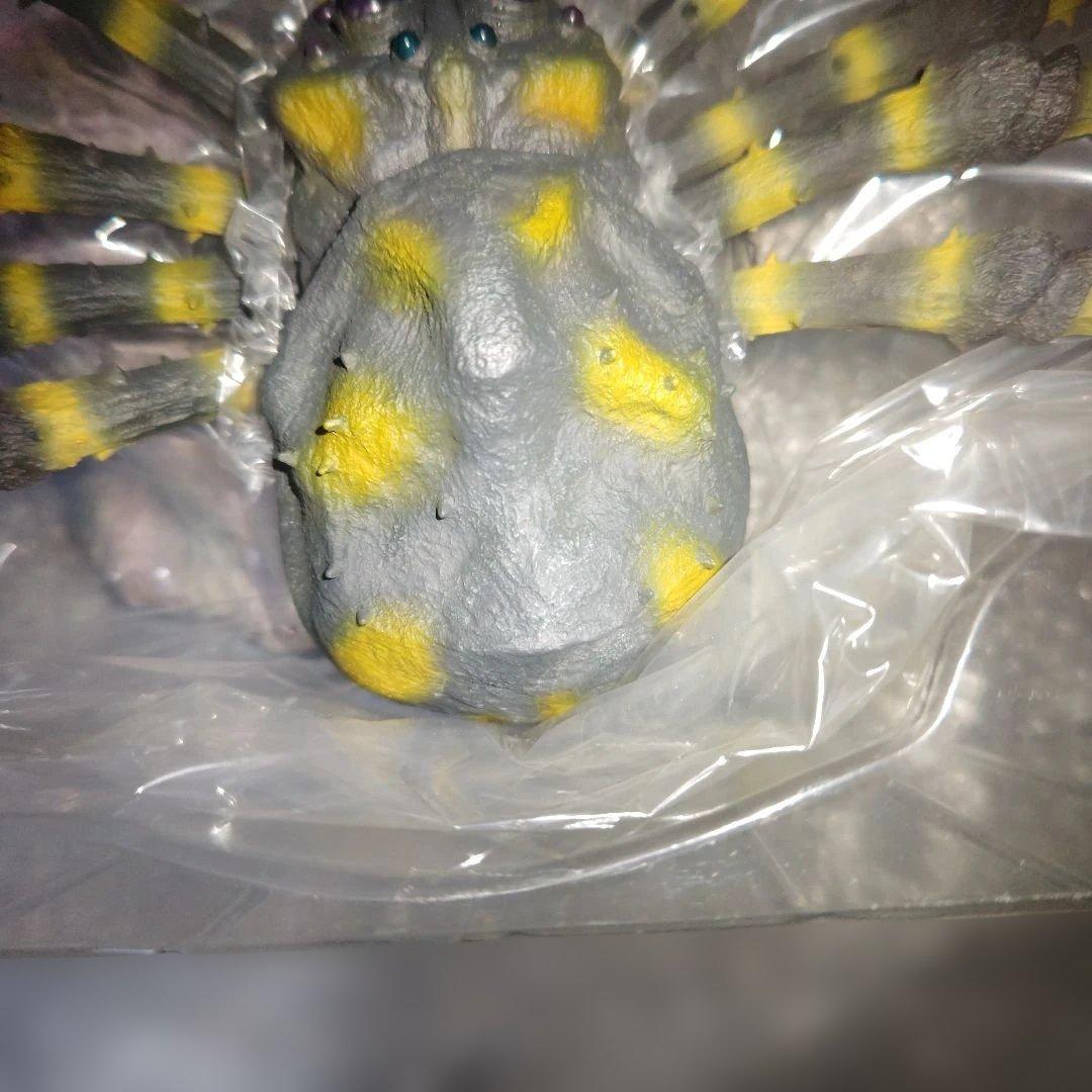 東宝大怪獣シリーズ　クモンガ　少年リック限定版　カマキラス台座付属　フィギュア