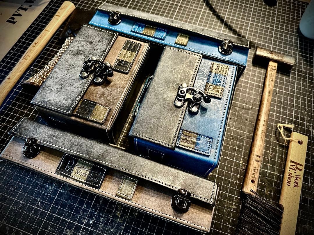 特価品！Pvt.Workshop 極CL 本革　デッキケース　ハーフ