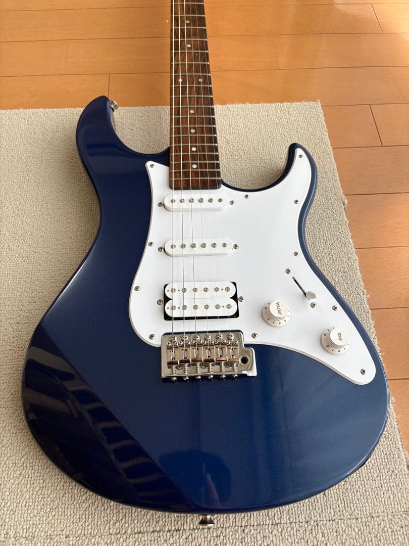 Yamaha PACIFICA PAC012 ブルー エレキギター