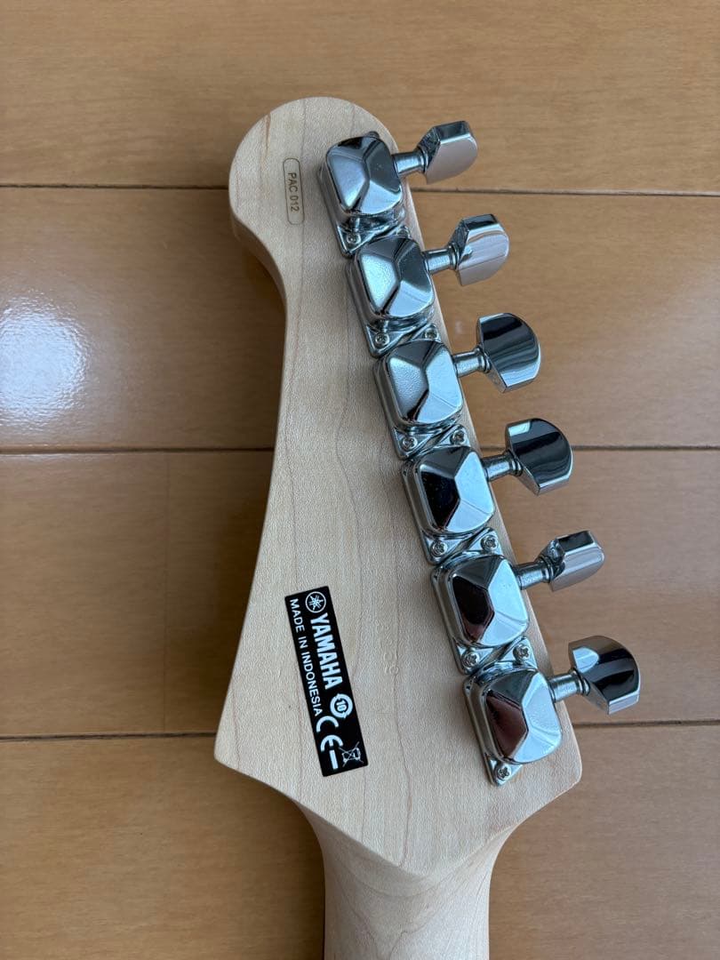 Yamaha PACIFICA PAC012 ブルー エレキギター