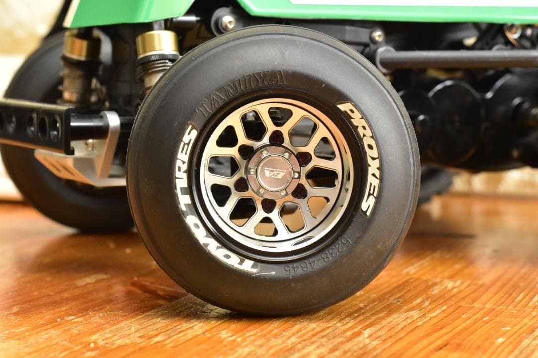 タミヤ コミカルグラスホッパー WR-02CB フルセットファインスペック白/黒