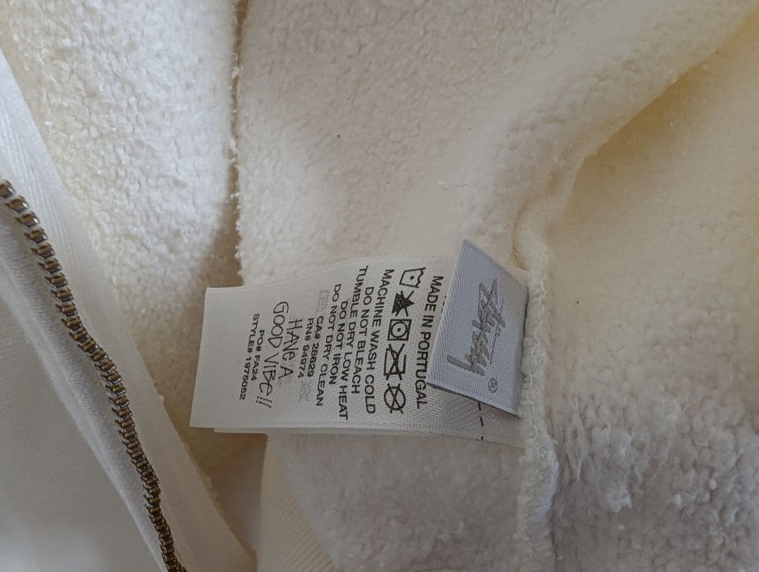 STÜSSY ロゴプリント ホワイトパーカー　Buana　　　 M　ステューシー