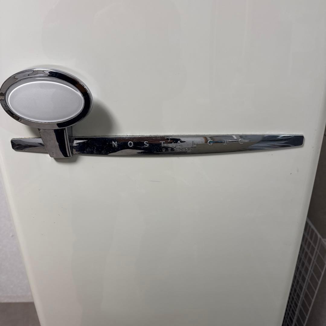 NOSTALGIC ホワイト 2ドア　レトロ冷蔵庫