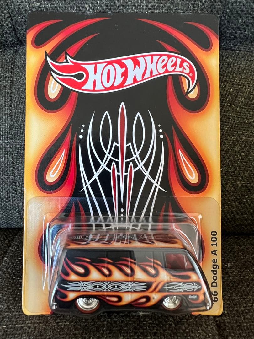 ミニカー 66 Dodge A100 Japan Convention 2011