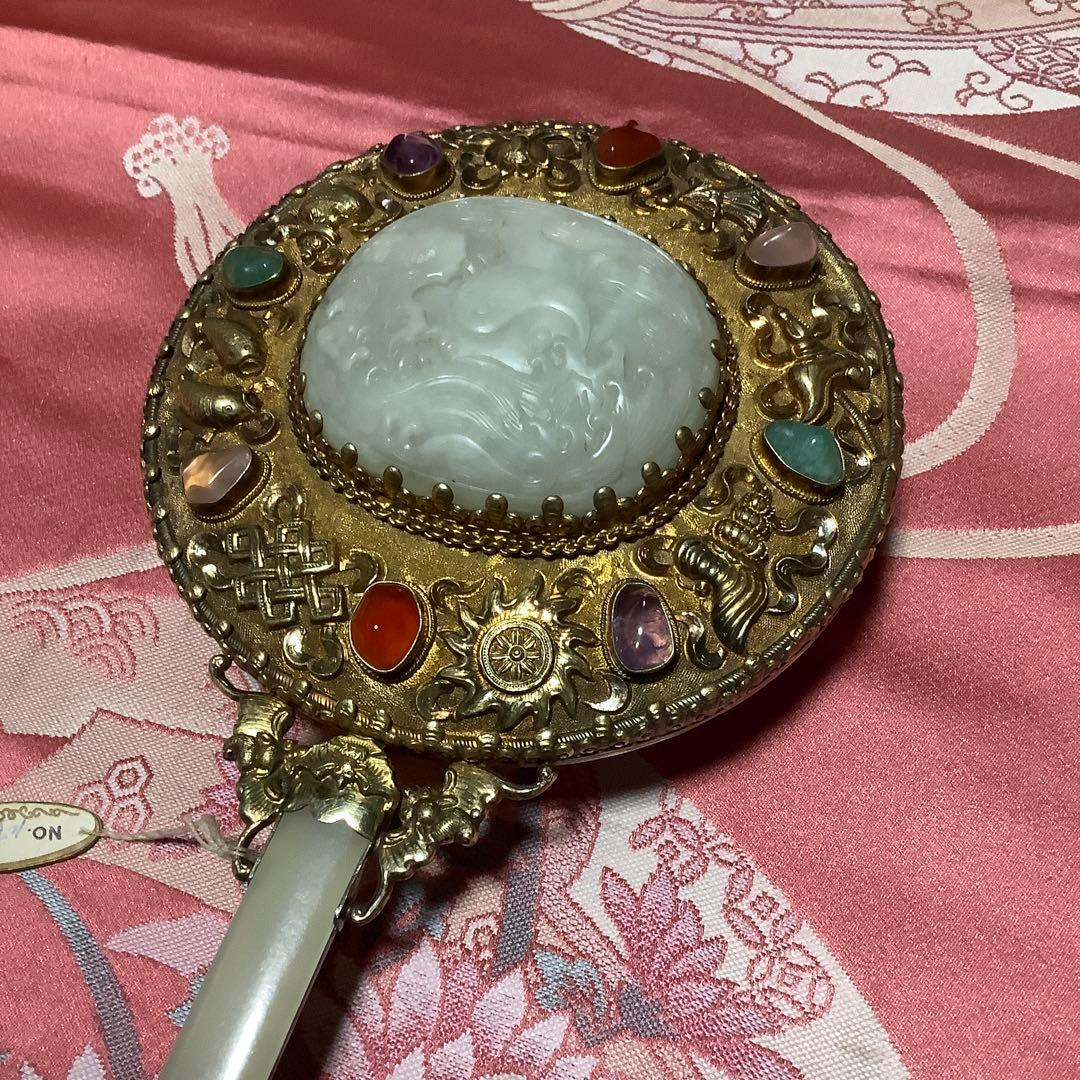 中国工芸品　翡翠彫刻の装飾手鏡(シルバー刻印)