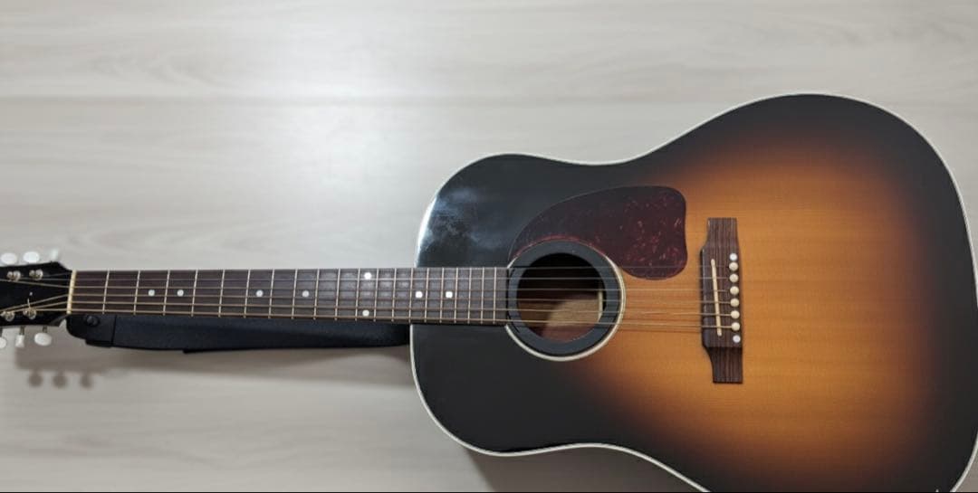【美品】Gibson j-45 アコギ　ハードケース、サウンドホール付き