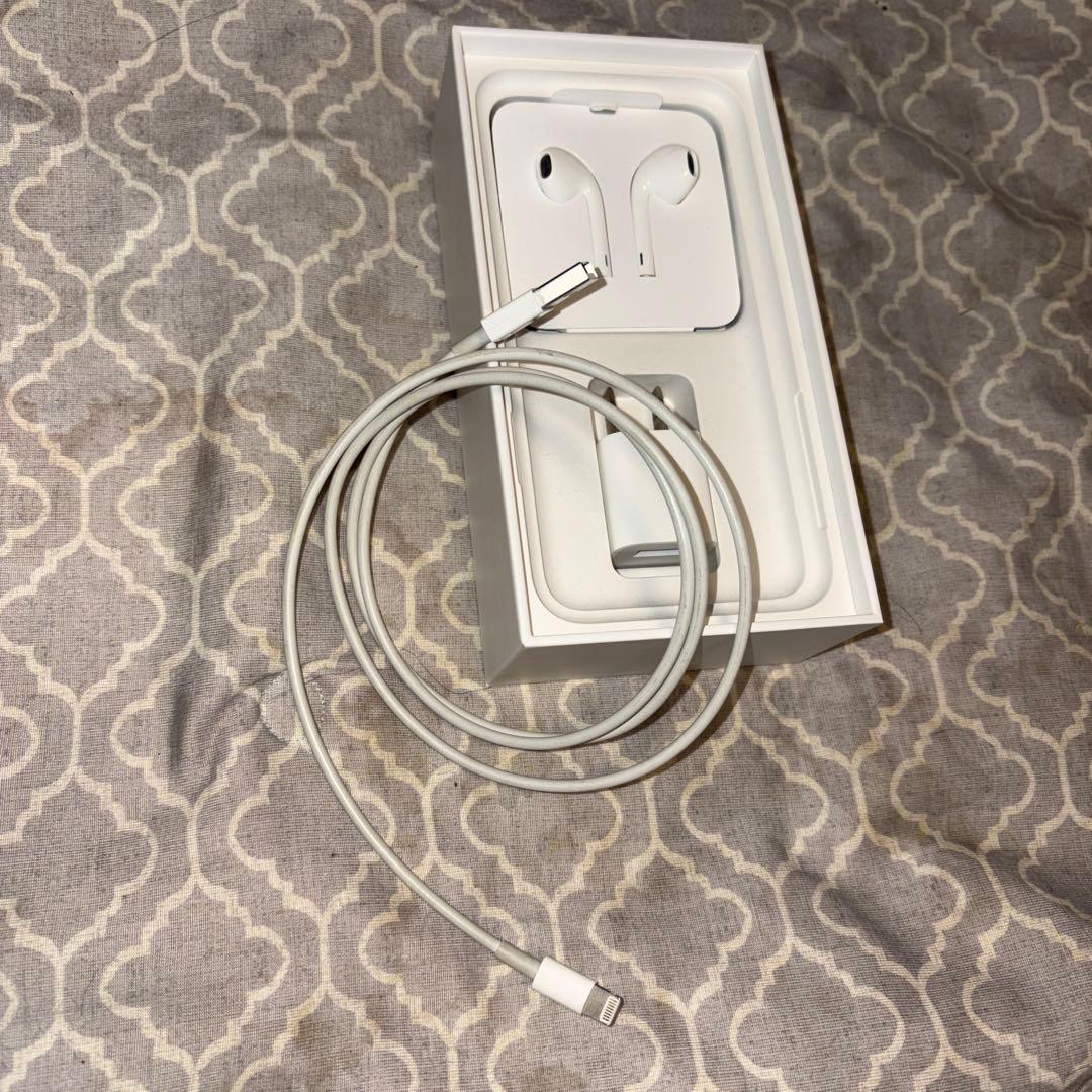 iPhone XR ブラック フリップケース付き