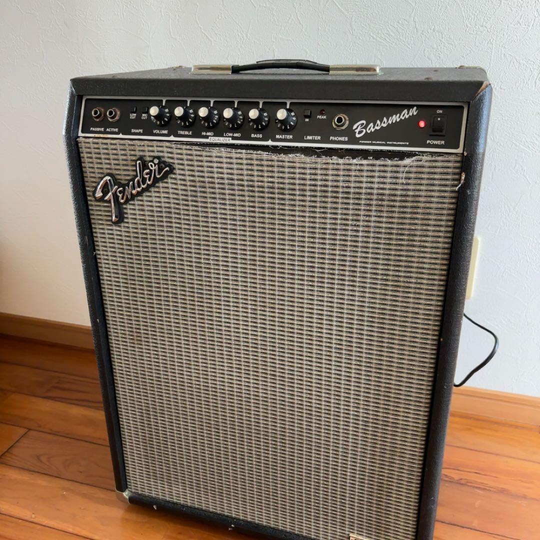 ベース Fender Bassman BM-40CE