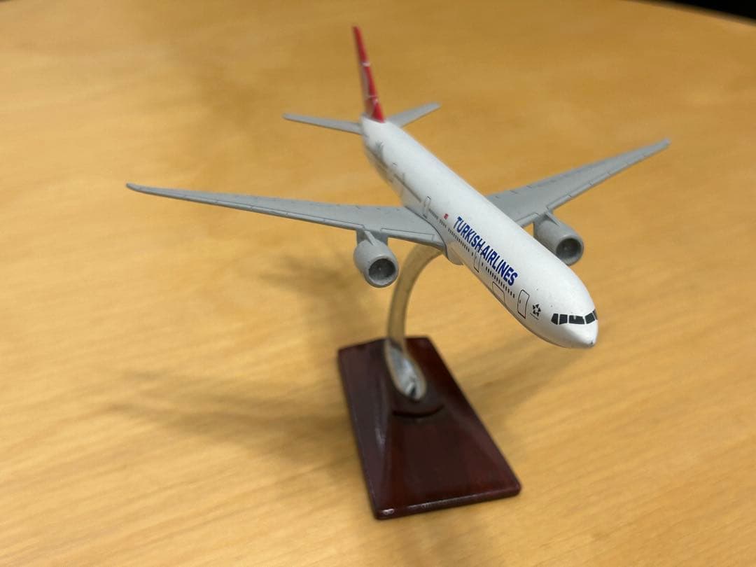 トルコ航空 航空機モデル 約30cm スタンド付き