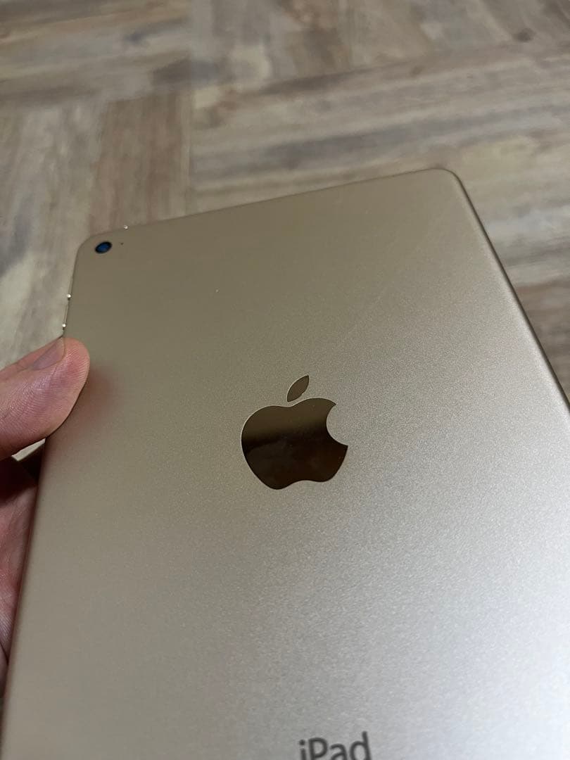 iPad mini 4 (第4世代) Wi-Fi 64GB シャンパンゴールド