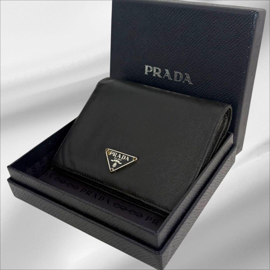 美品✨ PRADA プラダ 二つ折り財布 サフィアーノ ブラック 三角ロゴ