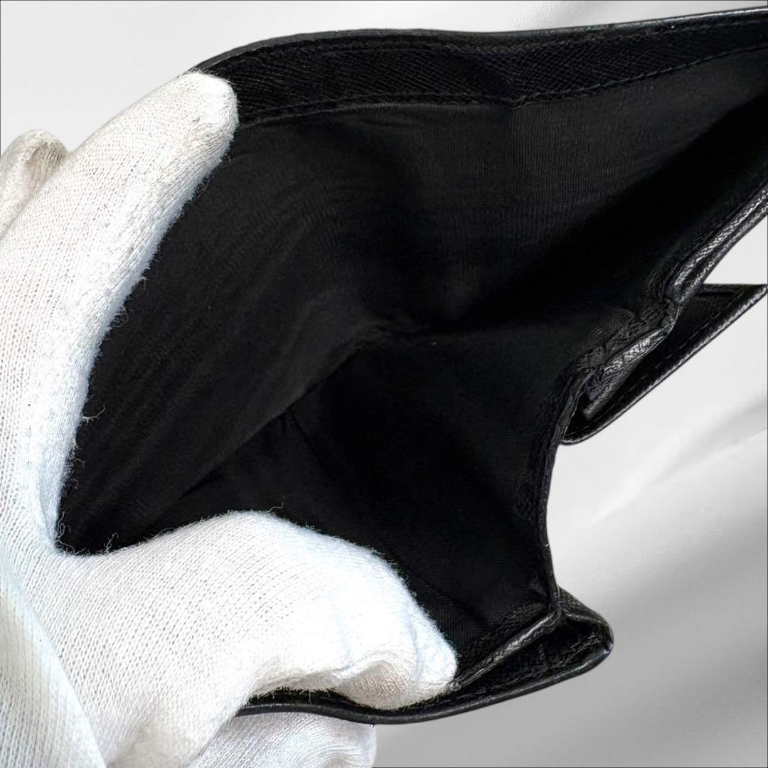 美品✨ PRADA プラダ 二つ折り財布 サフィアーノ ブラック 三角ロゴ