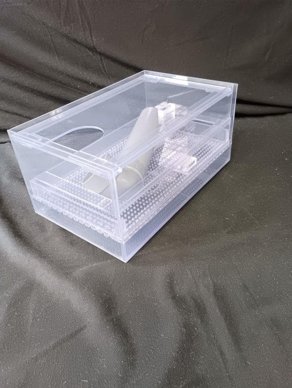 ウールマット交換が楽になる側面引き出し式のウールボックスシャワーパイプ付き