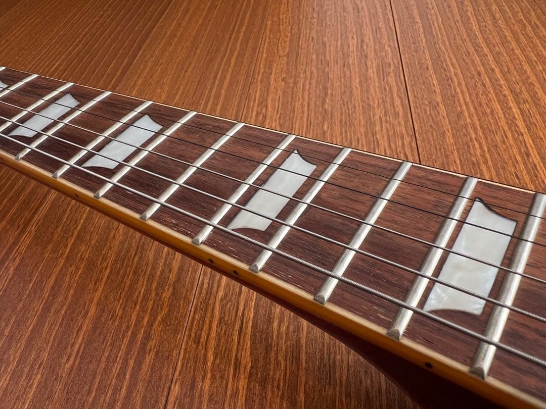 ギター CHIRO Epiphone LES PAUL Classic plain