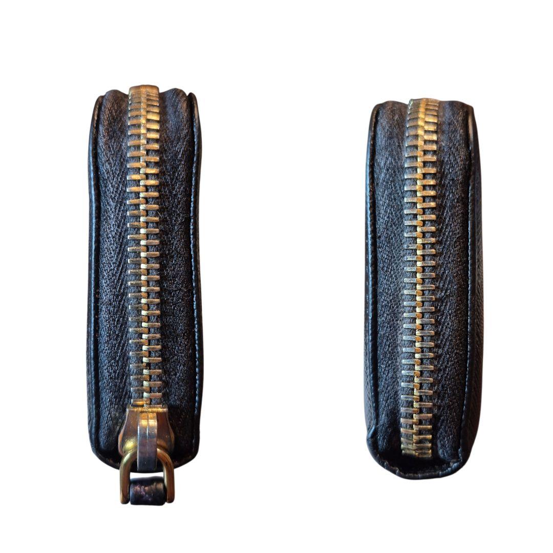 ＰＲＡＤＡ　プラダ　ラウンドファスナー　財布　ケース　小銭入れ