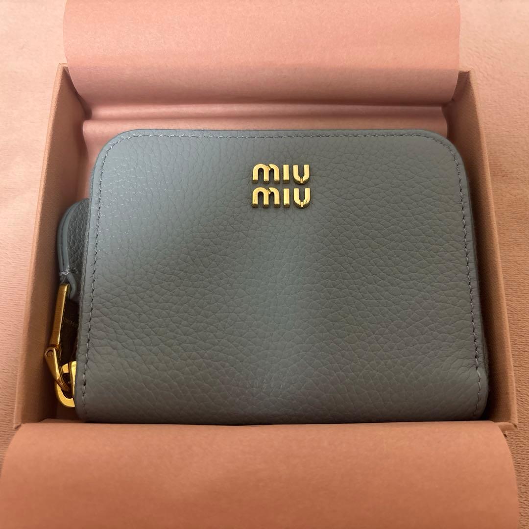 ミュウミュウ　レザーケース【美品】