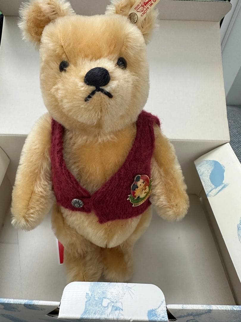 シュタイフ プーさん 限定ピンバッジ付き　1994 ディズニーワールド
