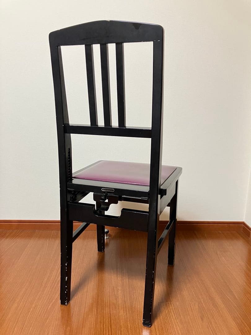 トムソン椅子　ピアノ椅子　背もたれ椅子