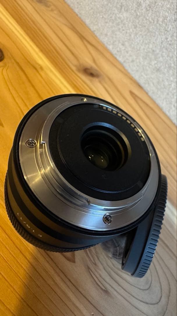 SONY 11mm F1.8 レンズ　SEL11F18