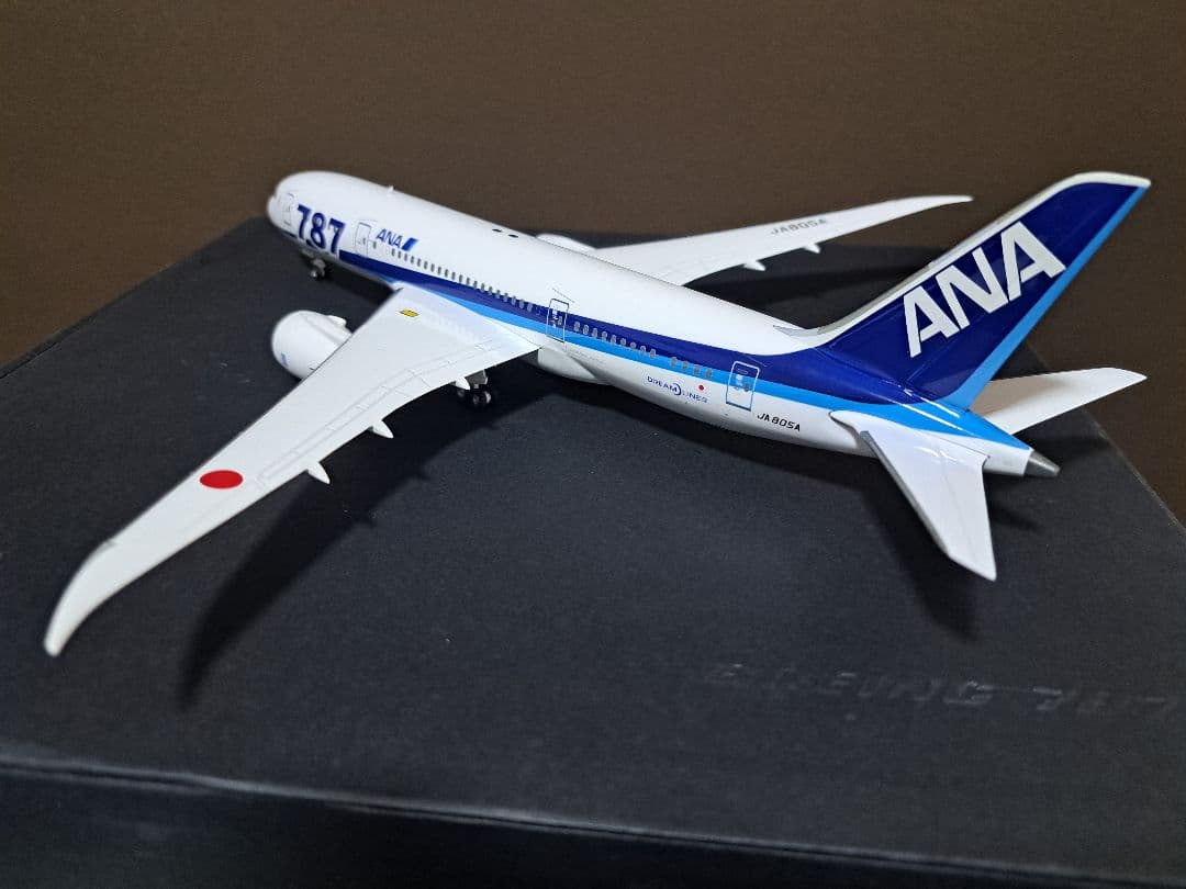 Phoenix ANA B787-8 1/200 スケール