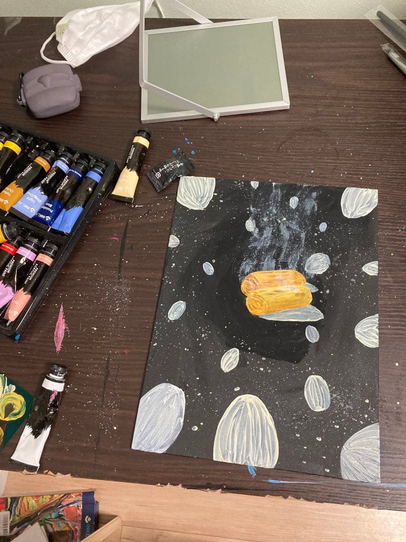 卵焼きの絵を描きましたぜひ買ってみてください！結構可愛い笑笑笑