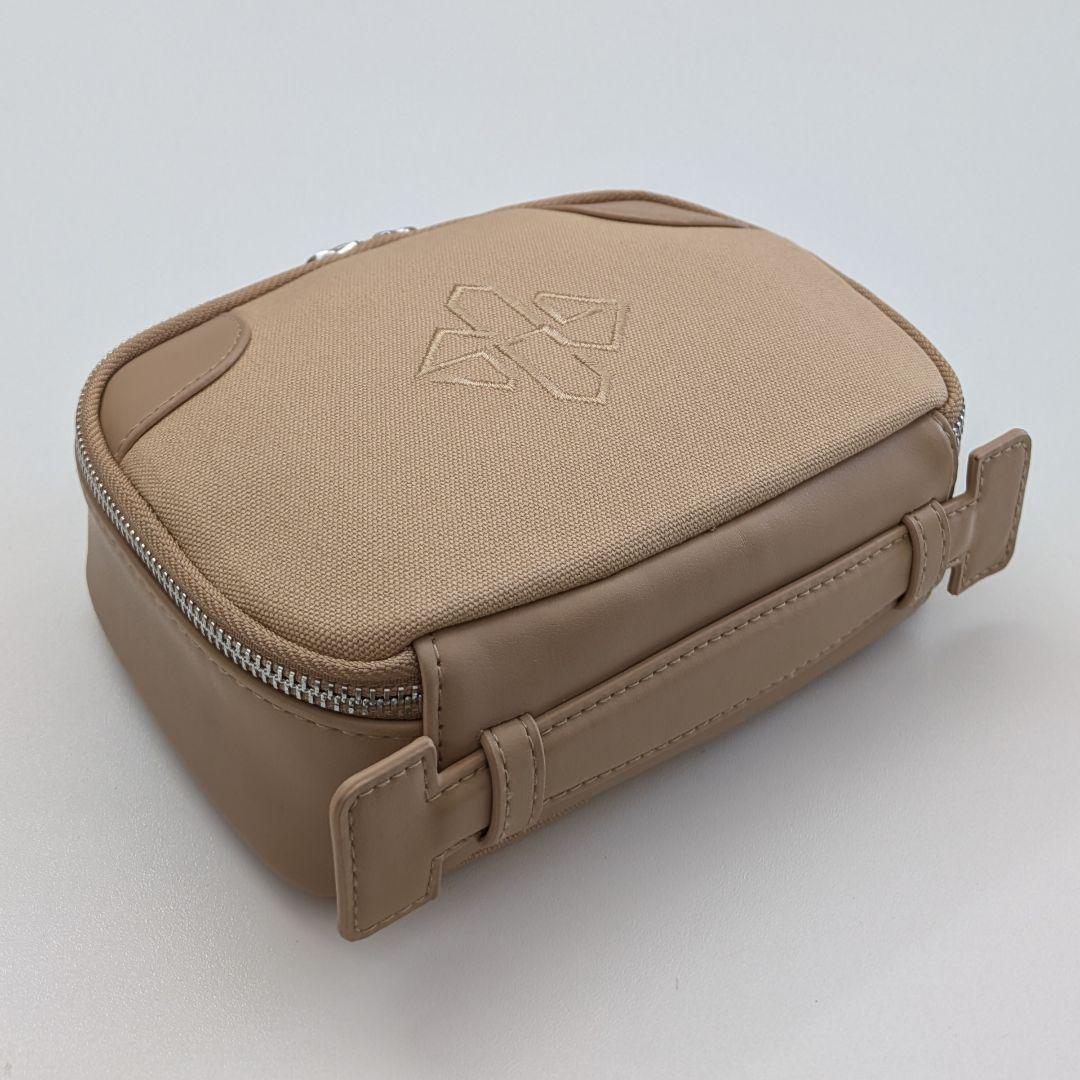 【新品・未使用】エッティンガー　トラベルポーチ　化粧ポーチ　ベージュ　４個セット