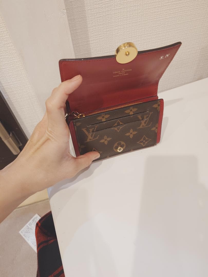 ヴィトン　フロール　財布