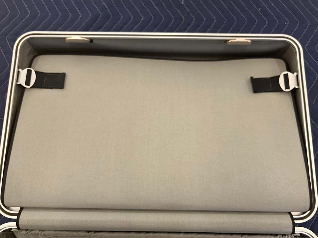 ゼロハリバートン ZERO HALIBURTON アルミスーツケース