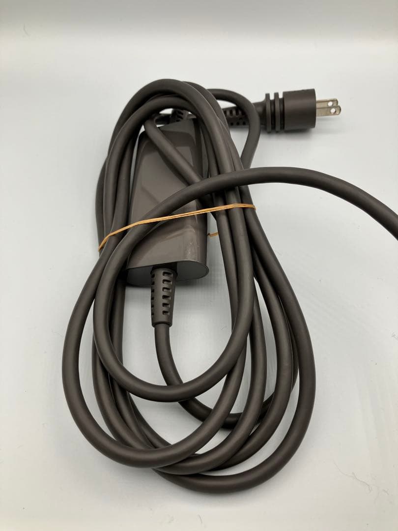 【プロ仕様・美品】dyson ダイソン ヘアドライヤー HD12