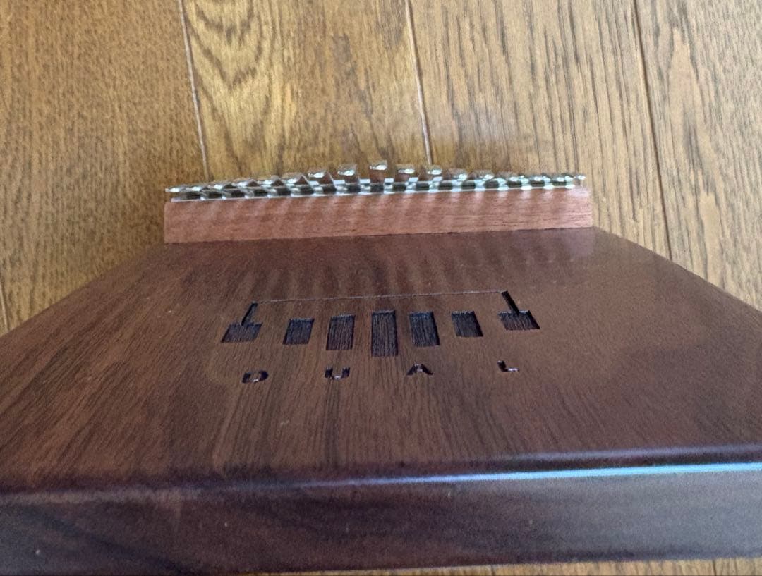 April Yang D1カリンバ 17 キー&DUALスピーカー