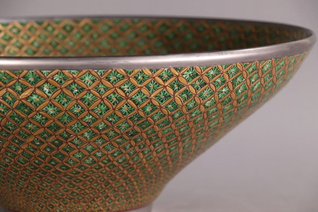 有田焼 龍右衛門 染錦金地紋 深鉢 幅40cm 小紋づくし 大鉢 MA203