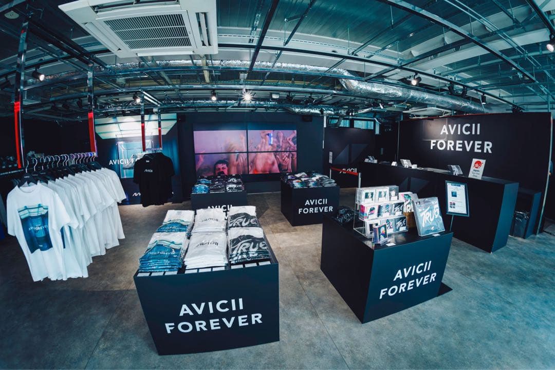 [未開封] Avicii Core Tonal Black T-Shirt