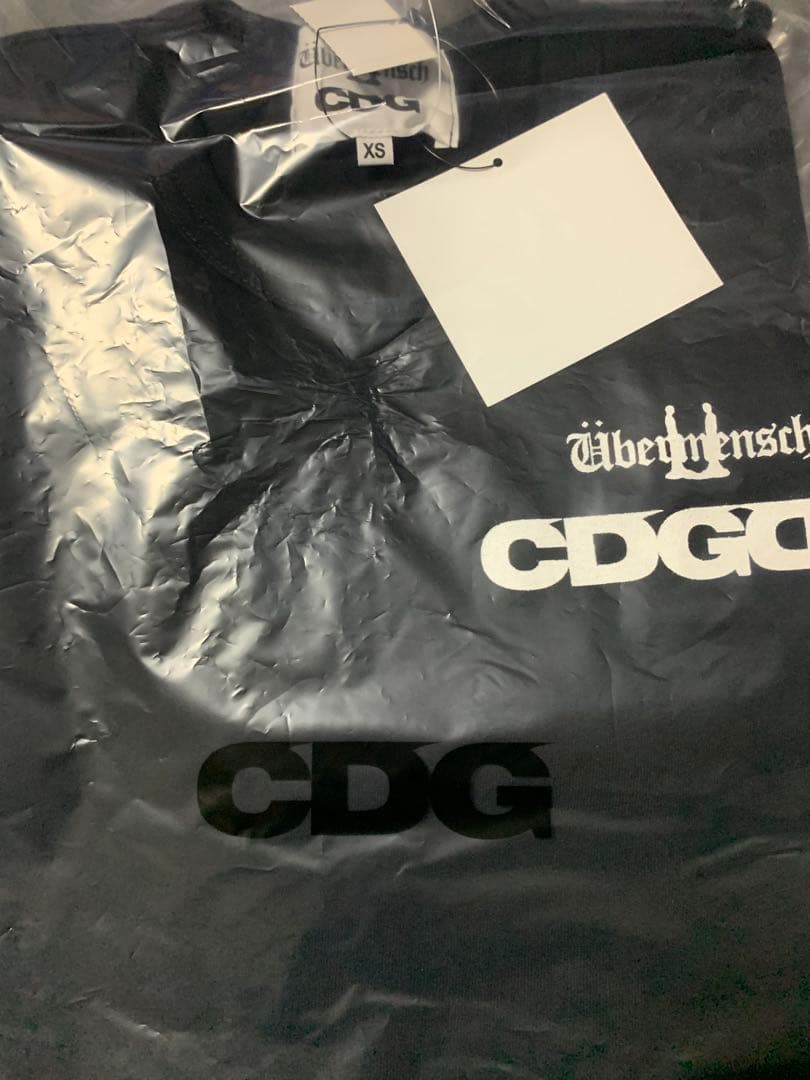 アイドル XS CDG G-DRAGON SYMBOL T-SHIRT BLACK