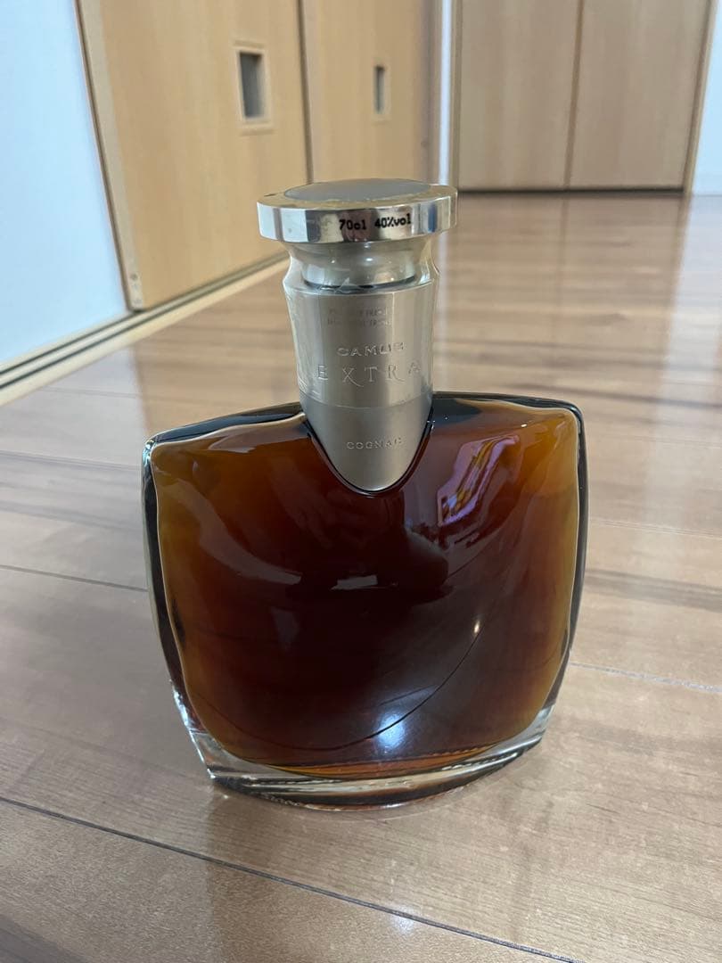 CAMUS EXTRA 700ml ウイスキー