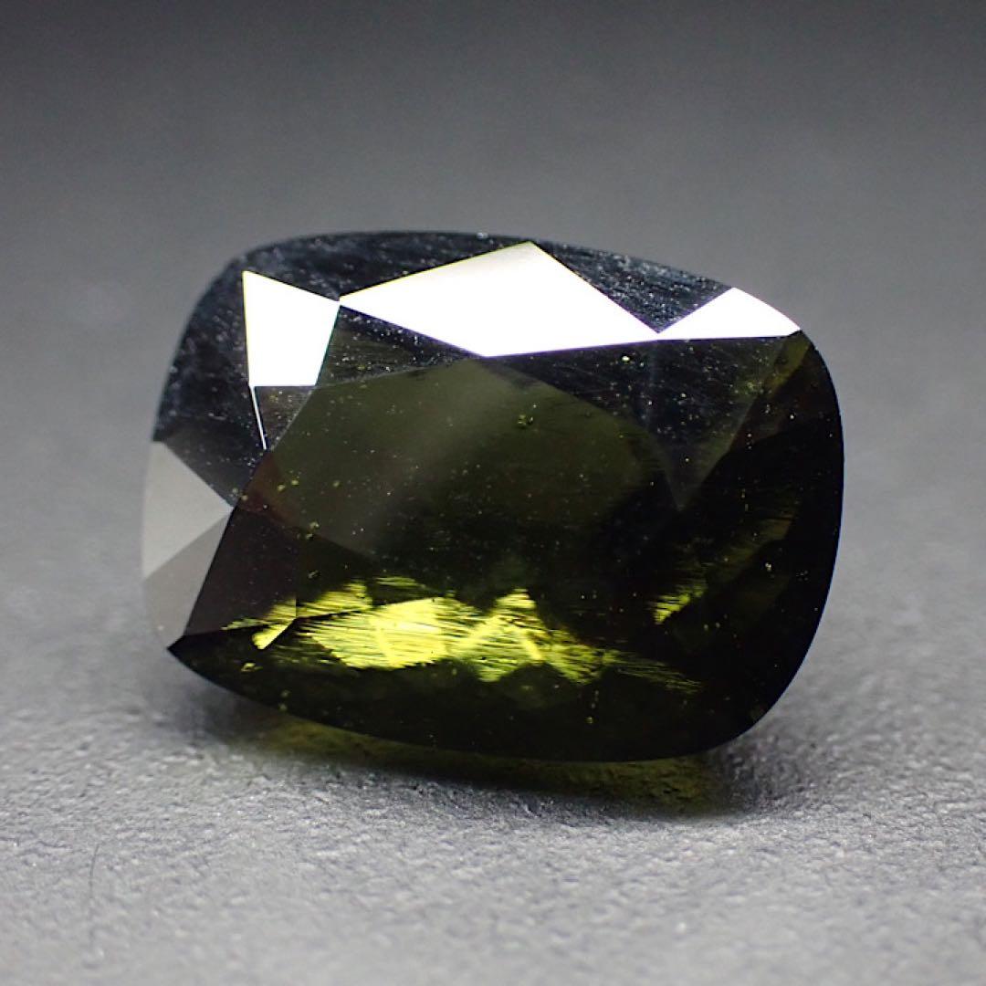 【チェコ/モルダビ産】モルダバイト