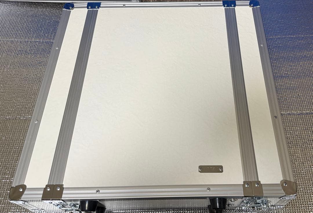 【美品】ARMOR A2U 2Uラックケース FRP仕様 ホワイト