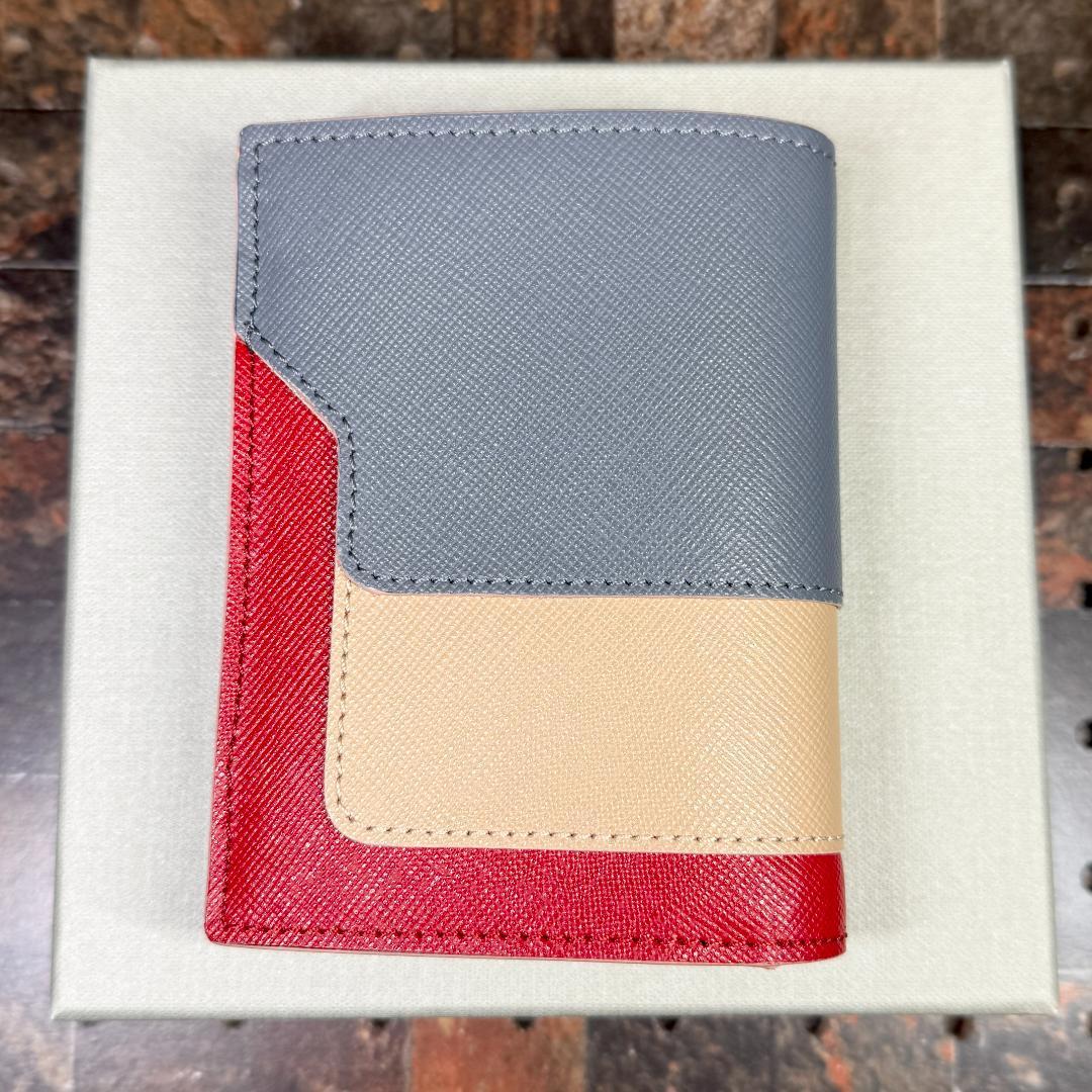 【極美品】◆MARNI◆マルニ 二つ折り財布 バイフォールド ウォレット