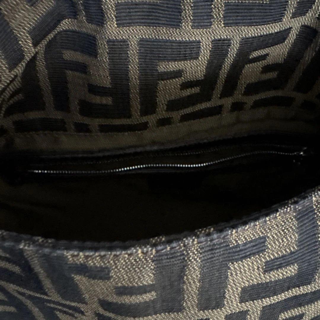 Fendi FFロゴプリント ショルダーバッグ　マンマ