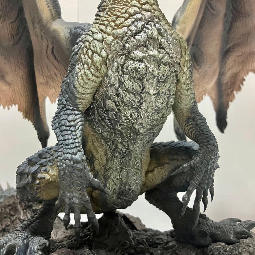 【極美品】黒龍ミラボレアス CFB クリエイターズモデル フィギュア