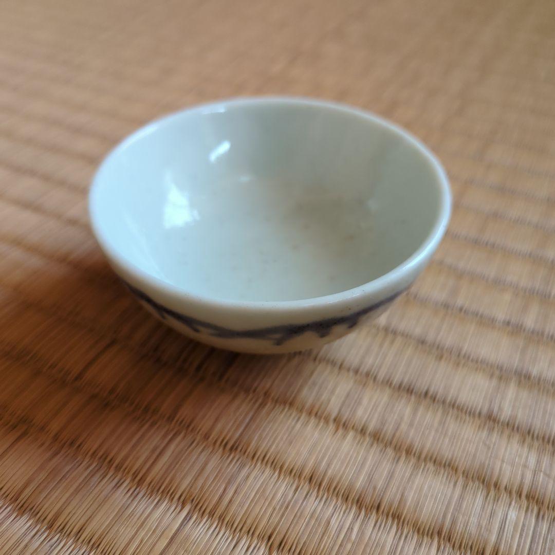 白い陶器の小皿　初期伊万里　古伊万里