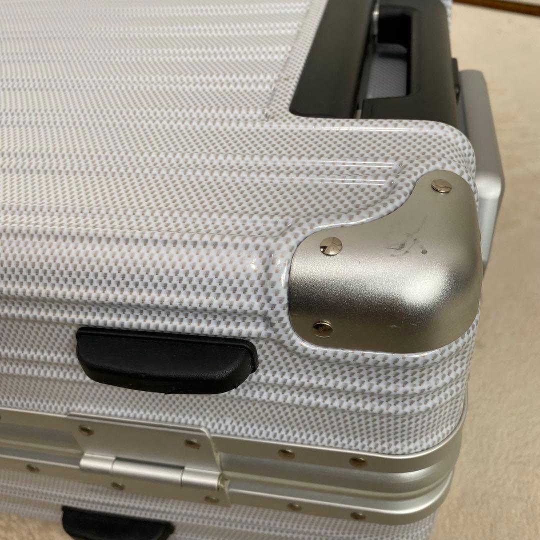 【美品】LOJEL キャリー　スーツケース　4輪